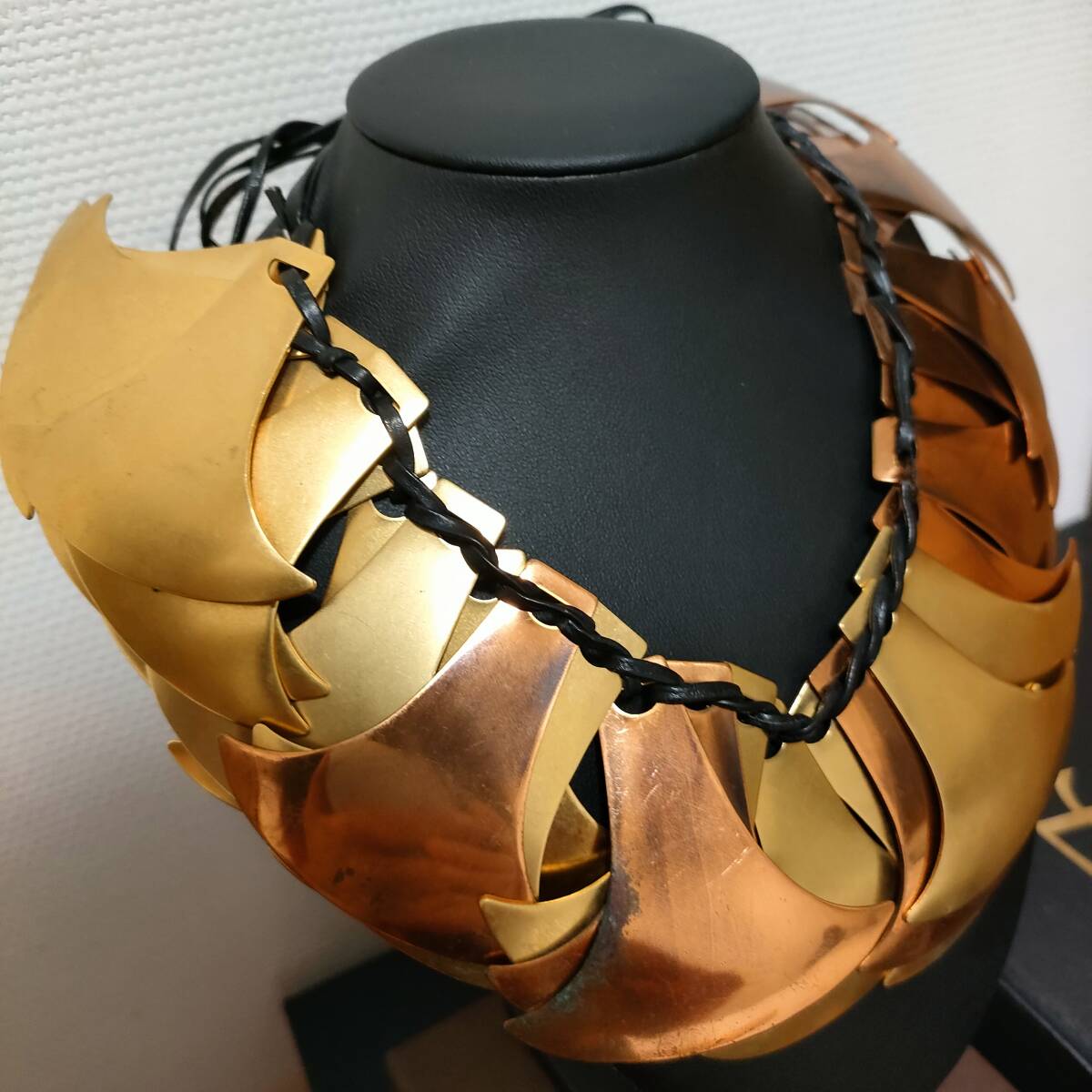 YSL イヴサンローラン ネックレス ゴールド ヴィンテージ - Image 3